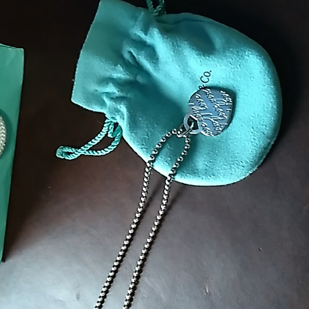 Women's Tiffany necklace